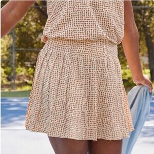Toad&Co Cream and Red/brown Patterned pleated Mini Skort